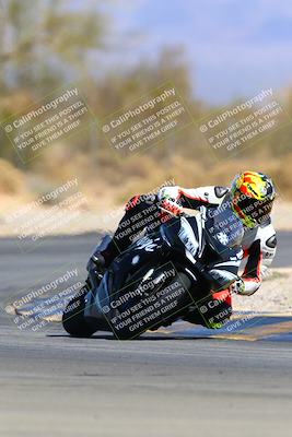 media/Mar-12-2022-SoCal Trackdays (Sat) [[152081554b]]/Turn 2 (1145am)/